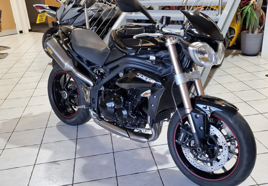 Triumph SPEED TRIPLE 1050