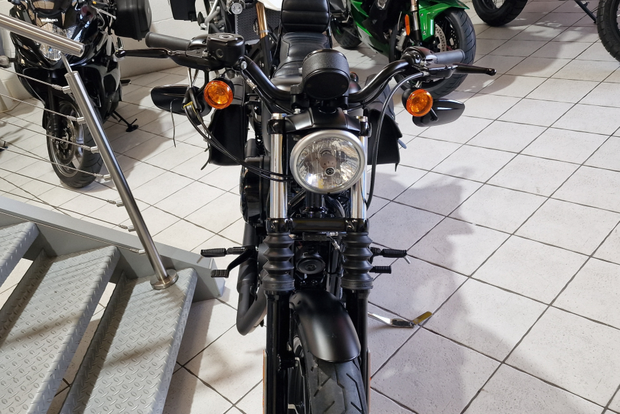 Harley-Davidson 883 n iron xl
