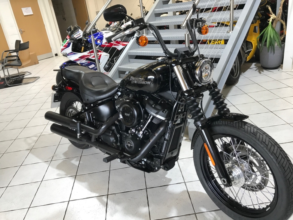 Harley-Davidson FXBB STREET BOB 1745cc