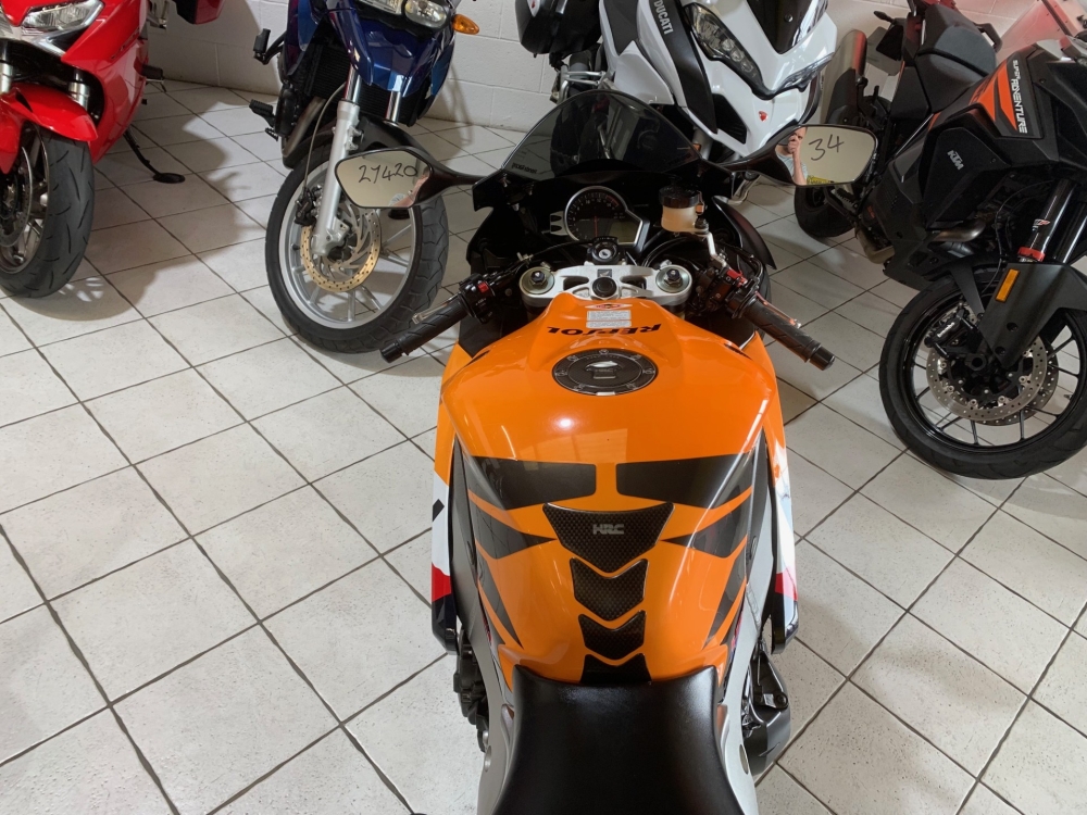 Honda CBR1000 RR FIREBLADE