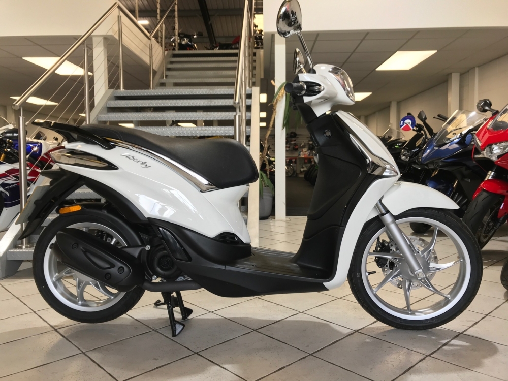 Piaggo Liberty 50