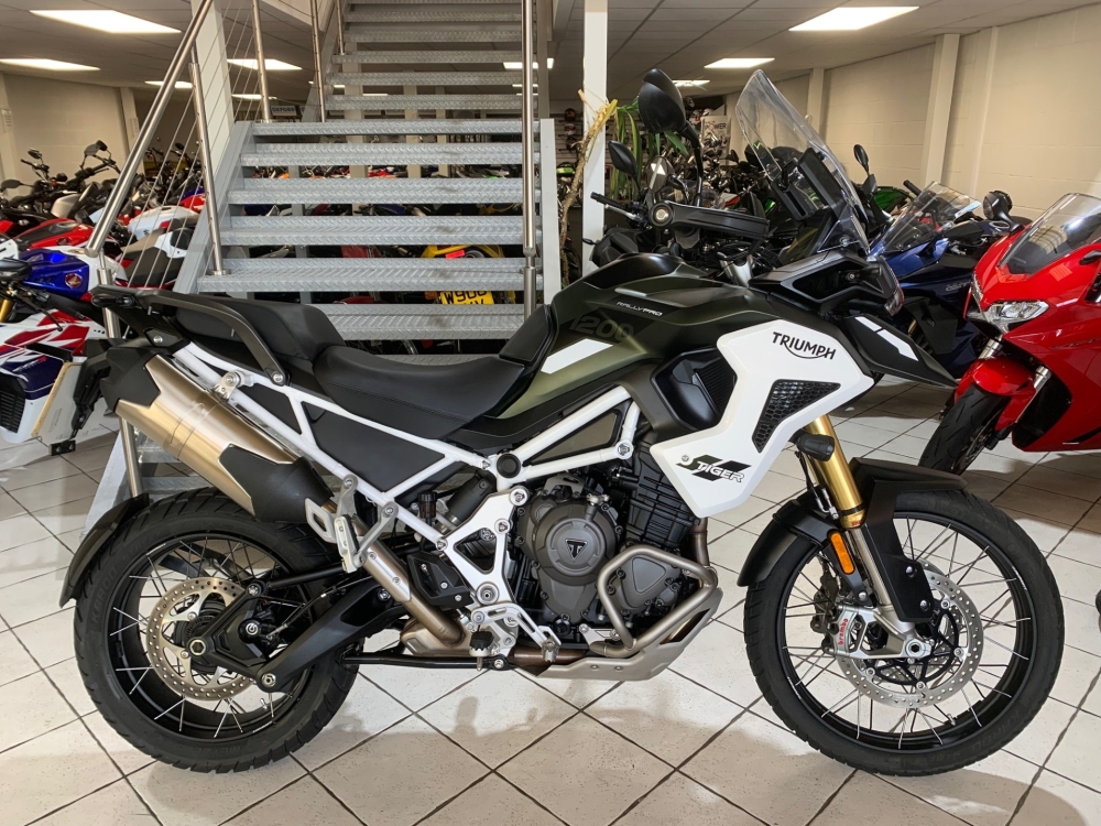 Triumph Tiger 1200 Rally pro