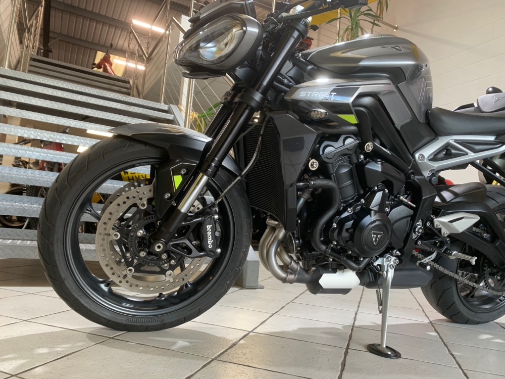 Triumph Street triple 765 R