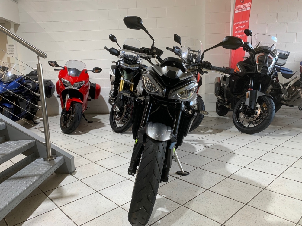Triumph Street triple 765 R