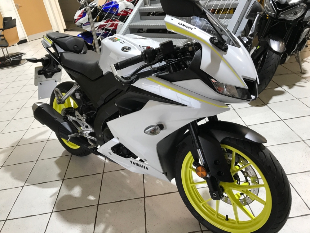 Yamaha YZF 125 R
