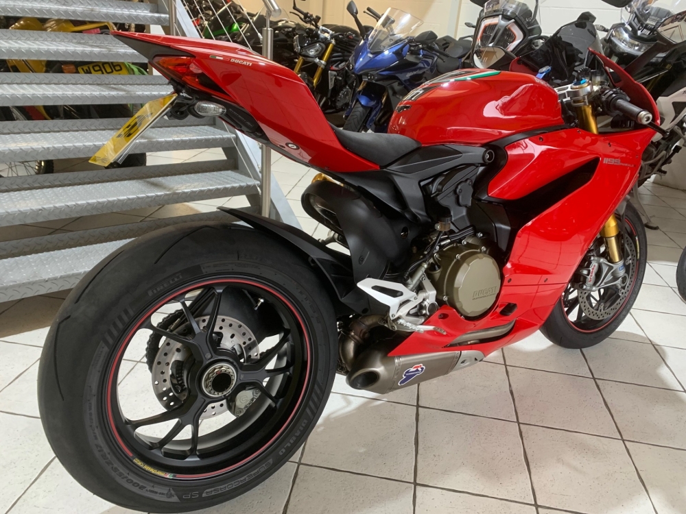 Ducati Panigale 1199 S