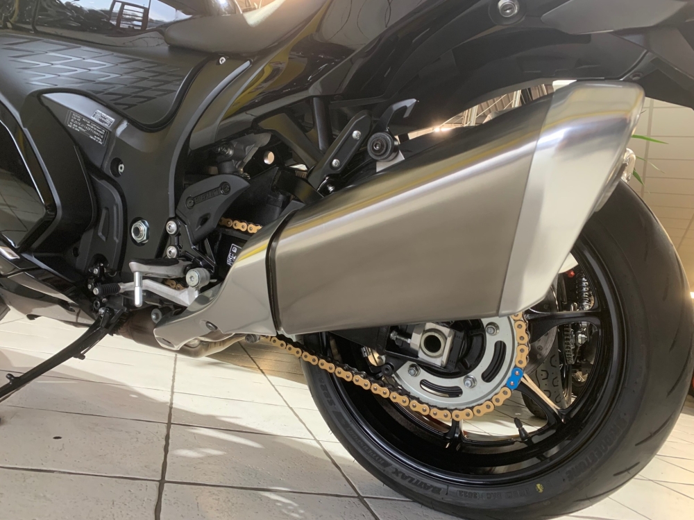 Suzuki GSX1300R Hayabusa
