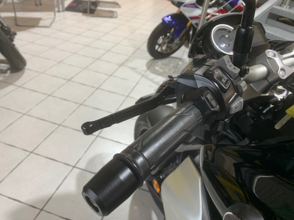 Honda CB1000R Plus +