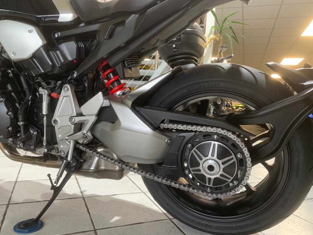 Honda CB1000R Plus +