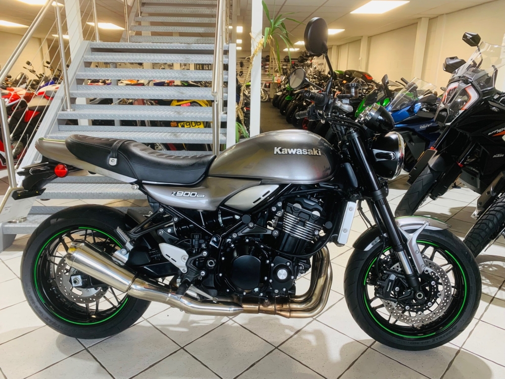 Kawasaki Z900RS