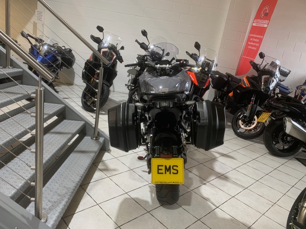 Yamaha Niken GT