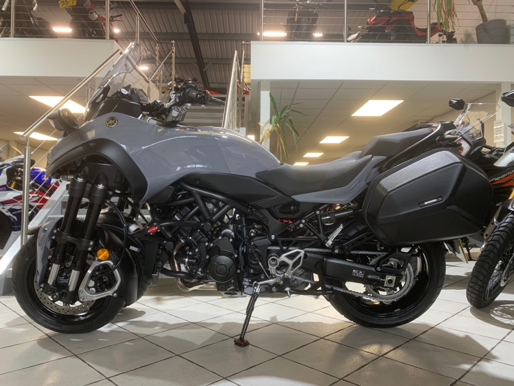 Yamaha Niken GT