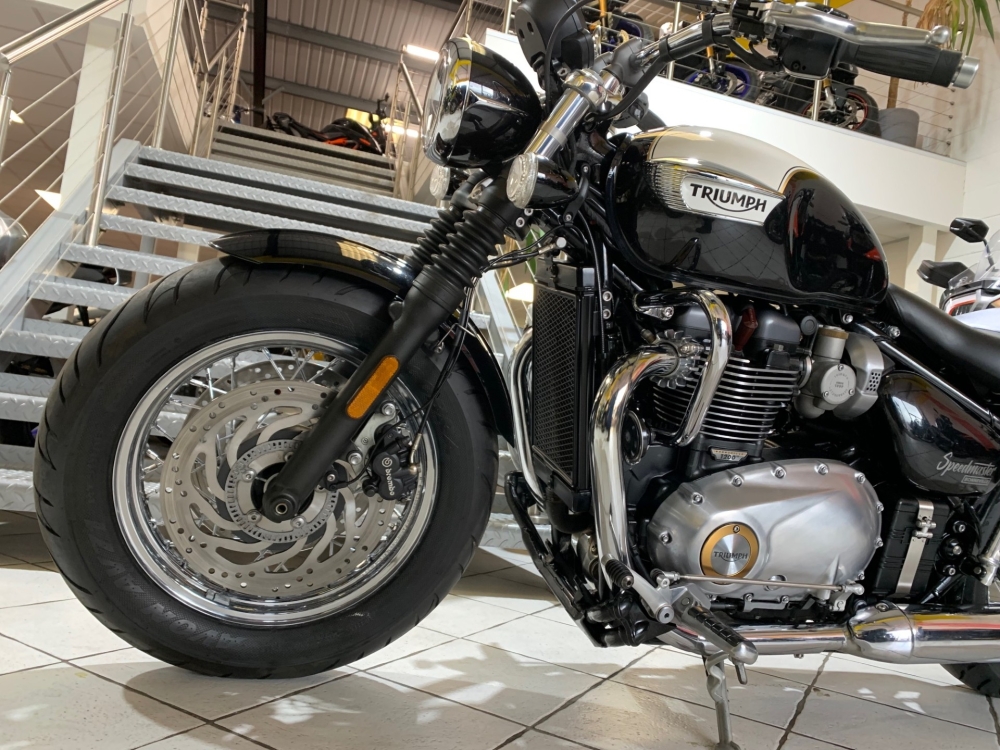 Triumph Speedmaster 1200