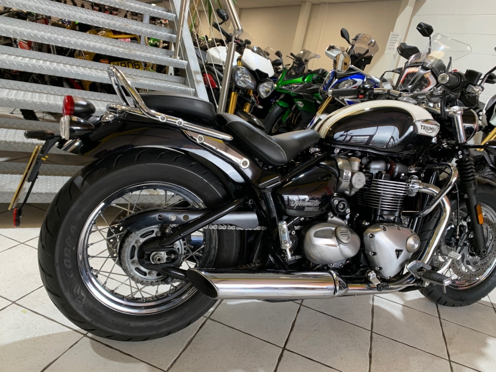 Triumph Speedmaster 1200