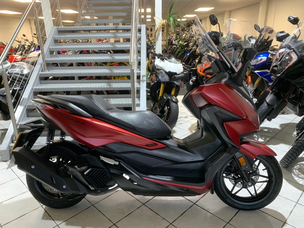Honda Forza 125