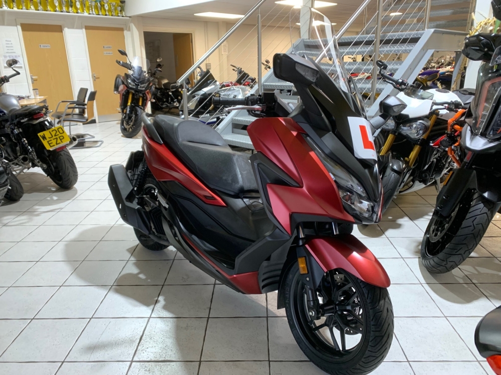 Honda Forza 125