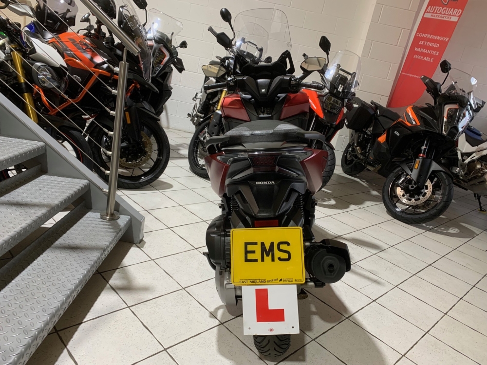 Honda Forza 125