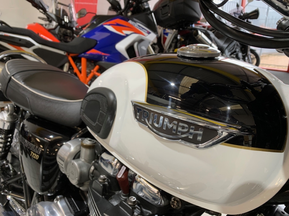 Triumph Bonneville T120