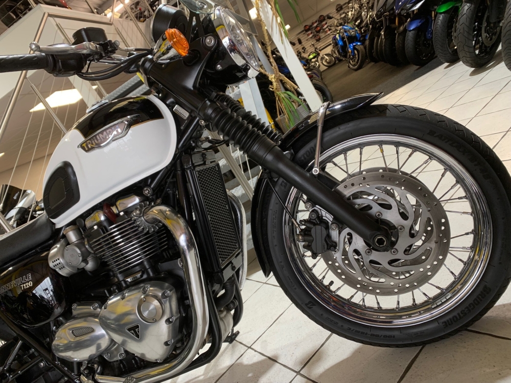 Triumph Bonneville T120