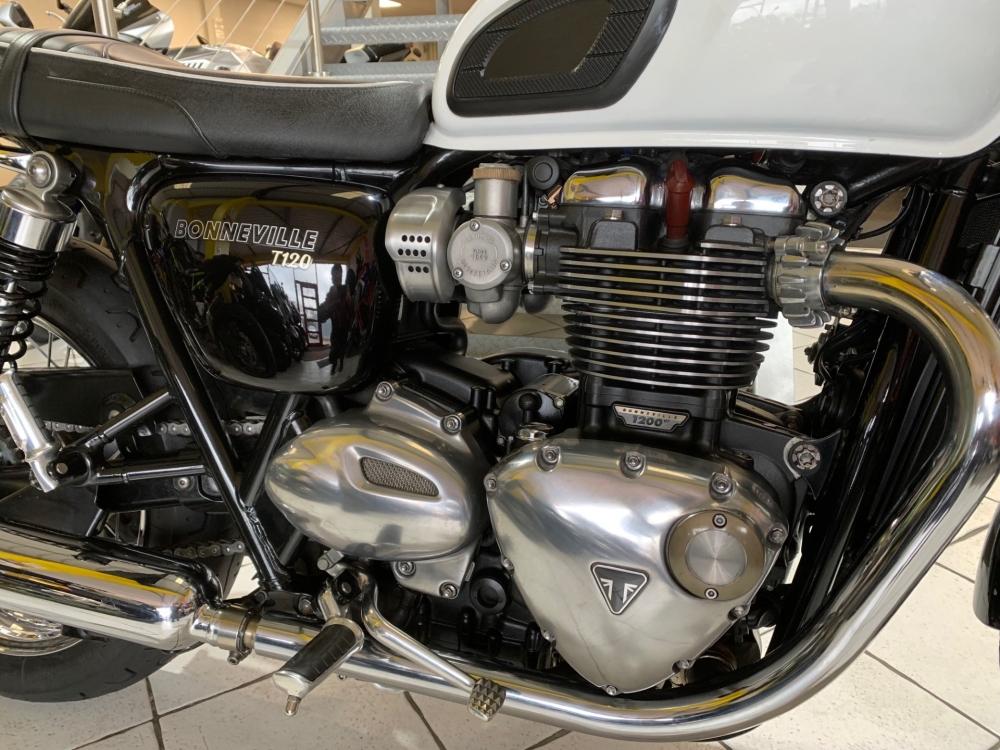 Triumph Bonneville T120