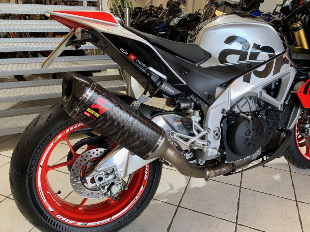 Aprilia Tuono 1100 V4 Factory