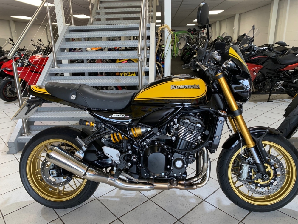 Kawasaki Z900 RS SE