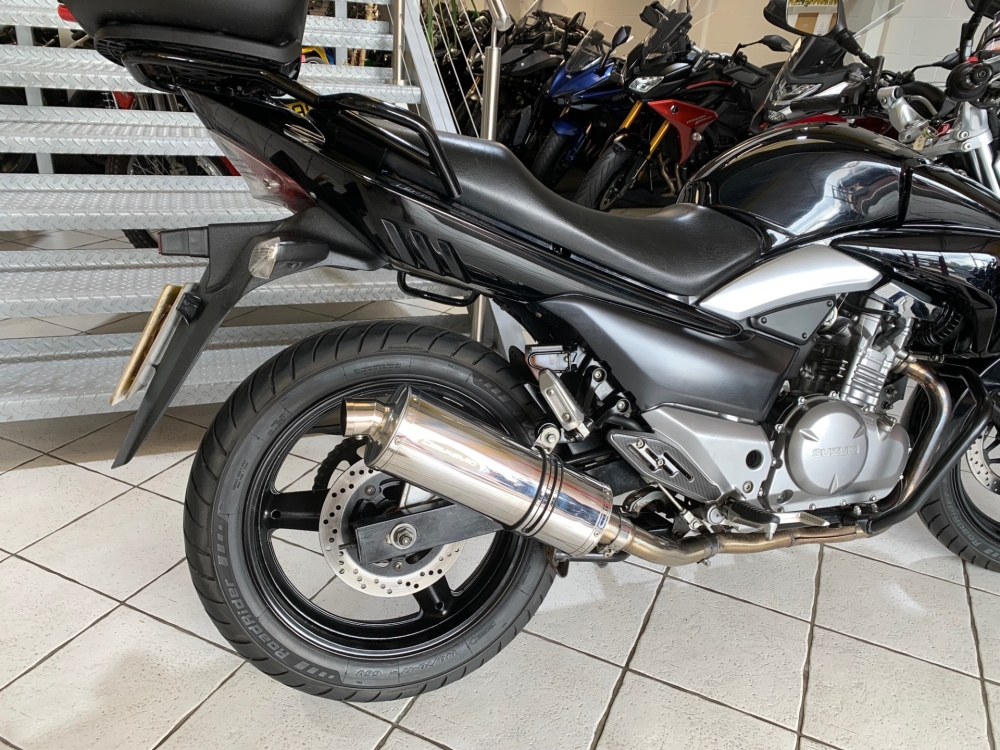 Suzuki Inazuma 250