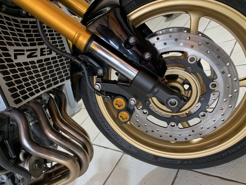 Yamaha FZ8