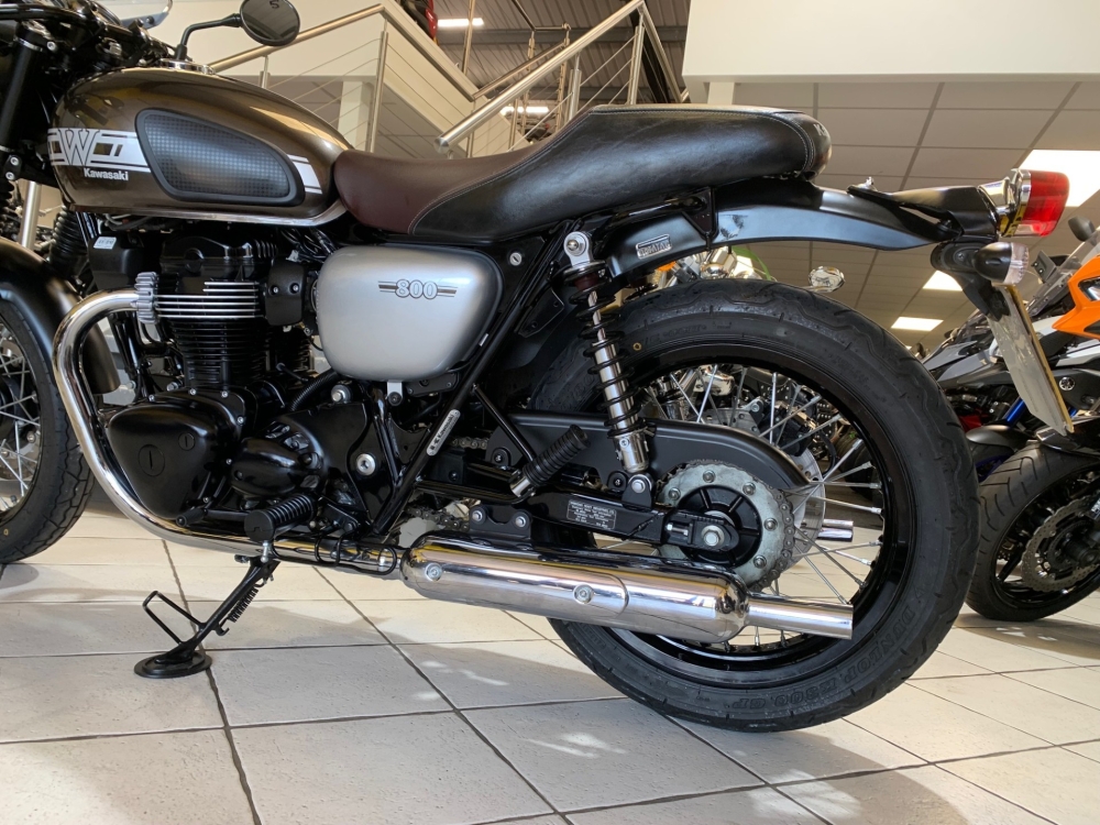 Kawasaki W800 Cafe
