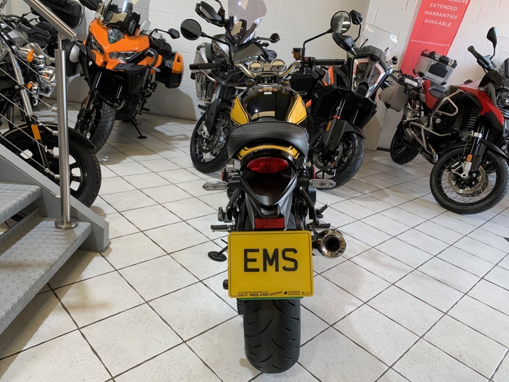 Kawasaki Z900 RS SE