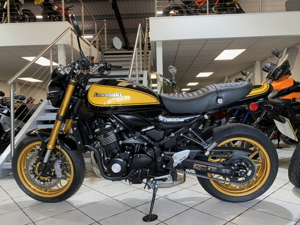 Kawasaki Z900 RS SE