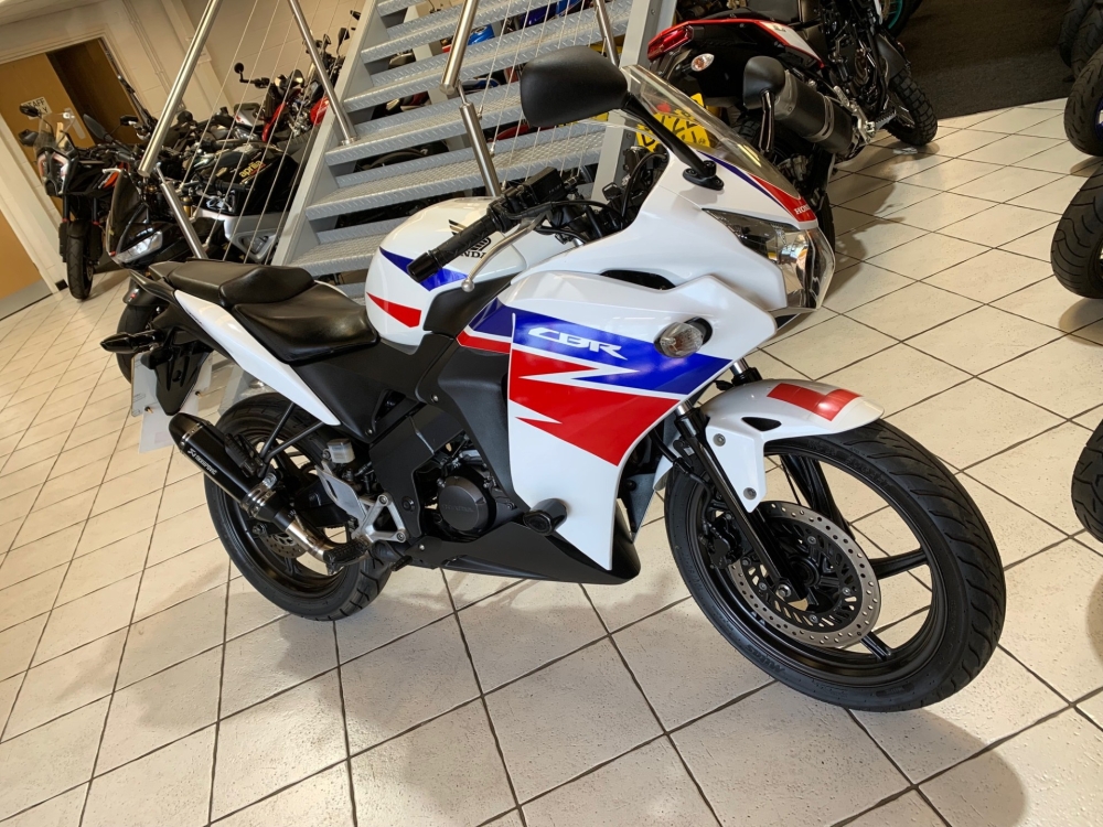Honda CBR125