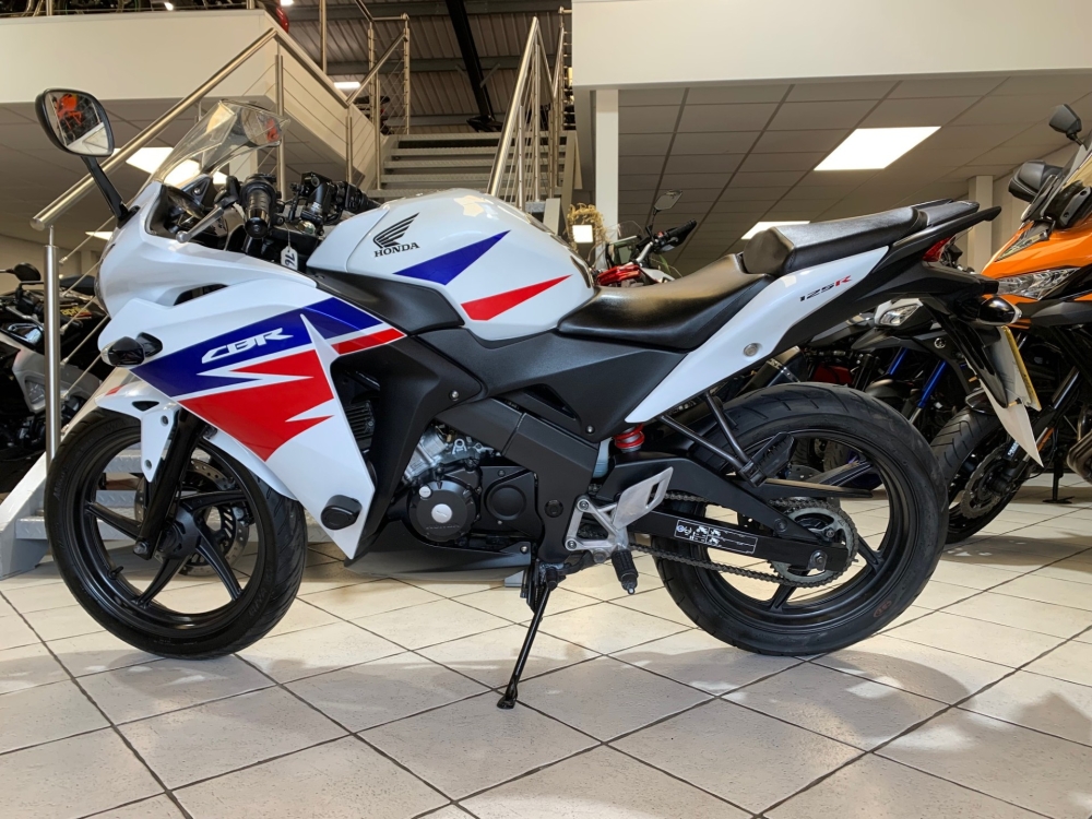 Honda CBR125