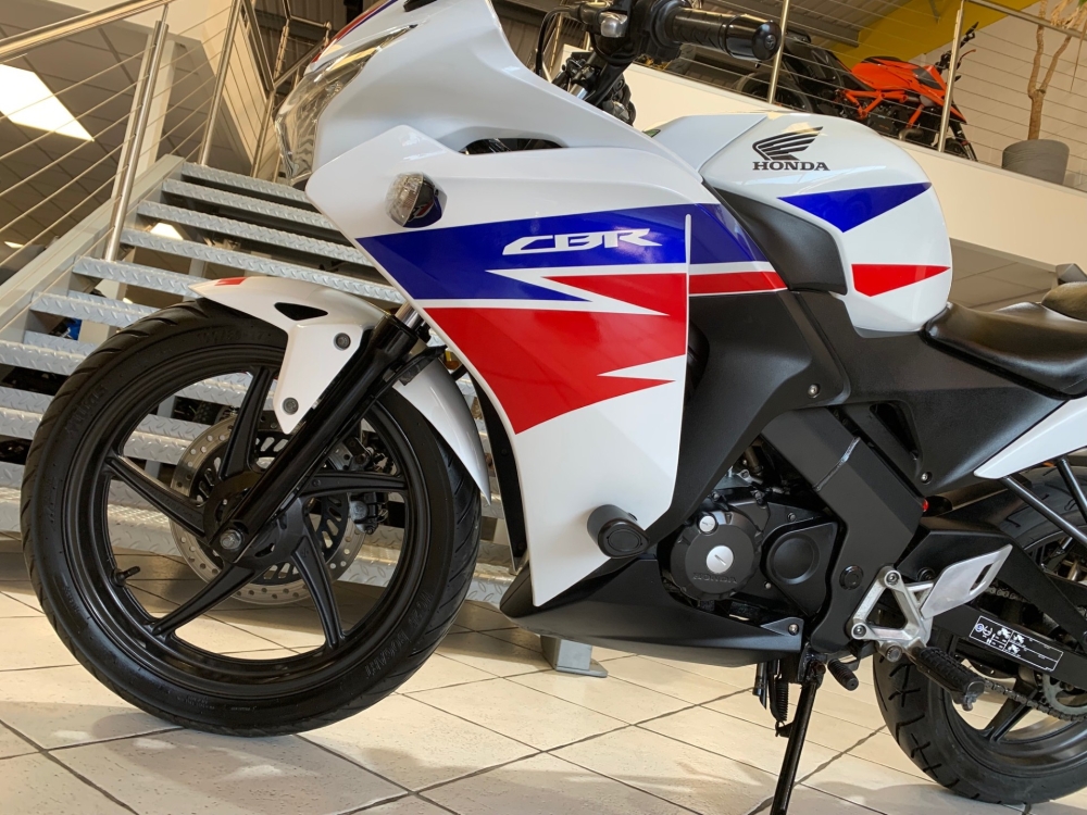 Honda CBR125