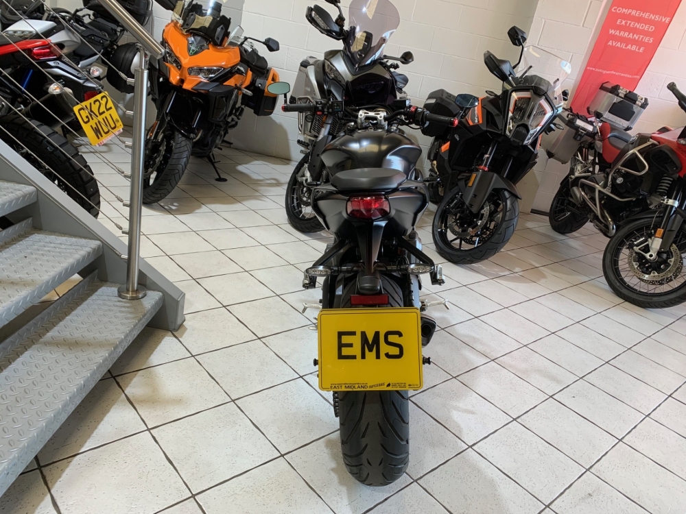 Triumph Street Triple 765 R