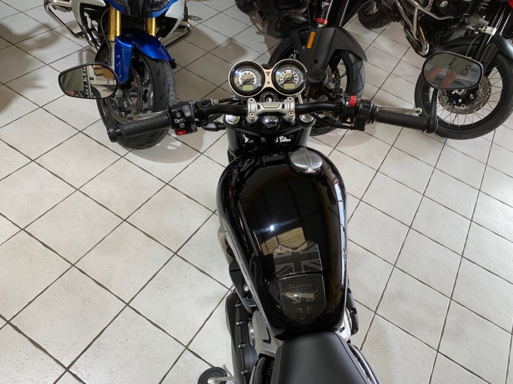 Triumph Speed Twin 1200