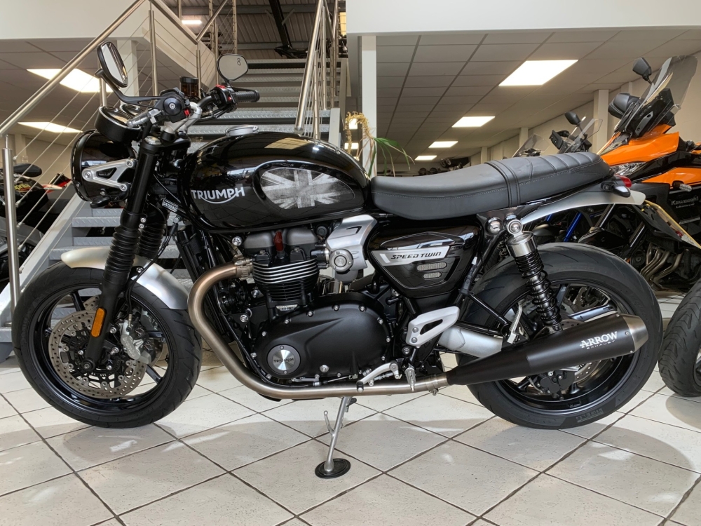 Triumph Speed Twin 1200