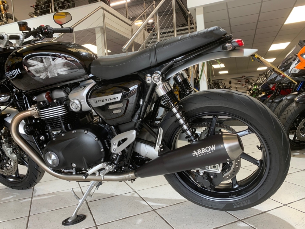 Triumph Speed Twin 1200