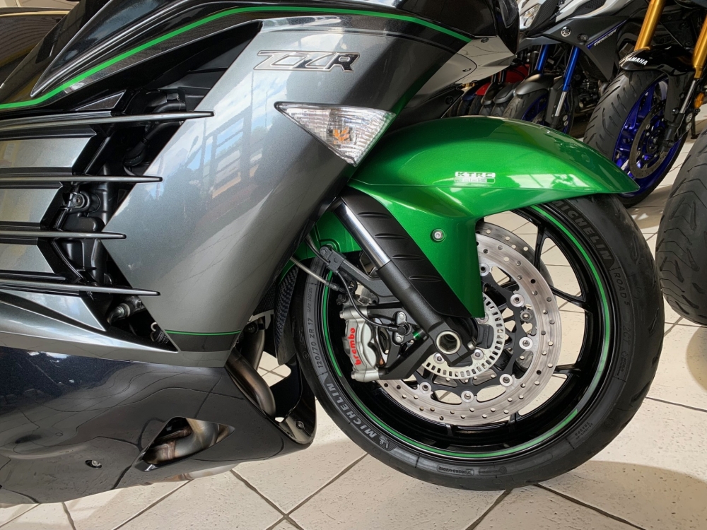 Kawasaki ZZR1400 Performance Sport