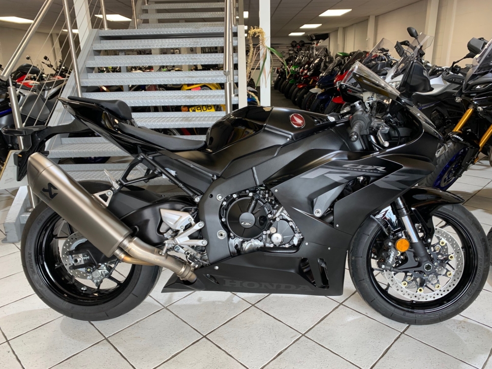 Honda CBR1000RR-R