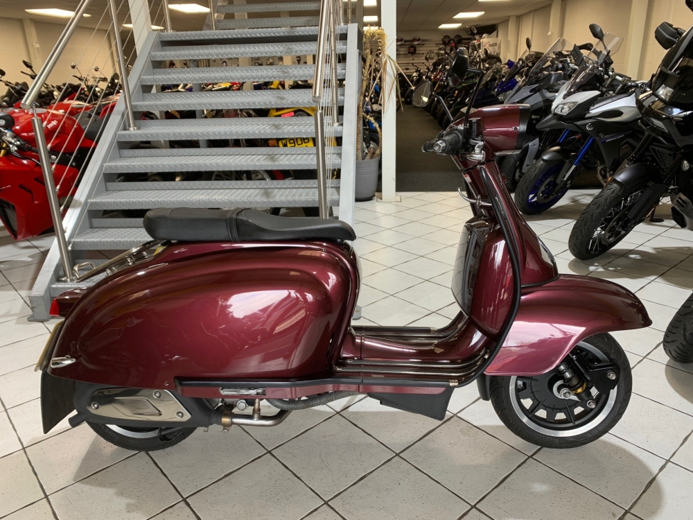 Other Royal Alloy TG 300