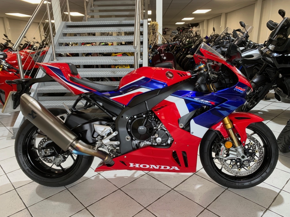 Honda CBR1000RR-R SP