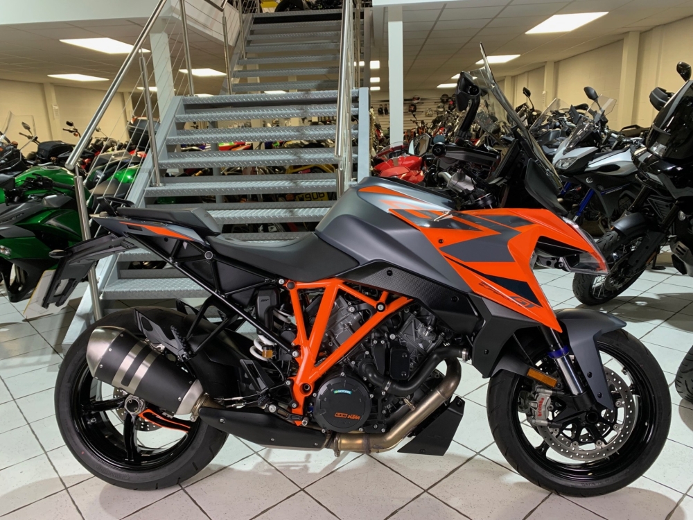 KTM 1290 SuperDuke GT