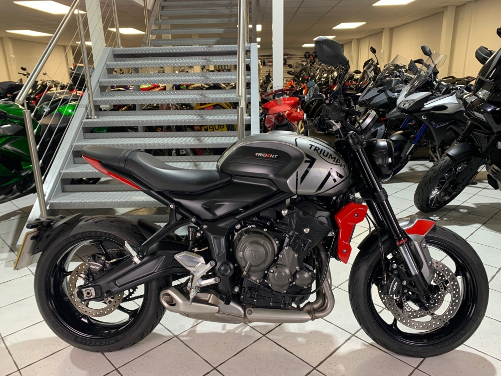 Triumph Trident 660