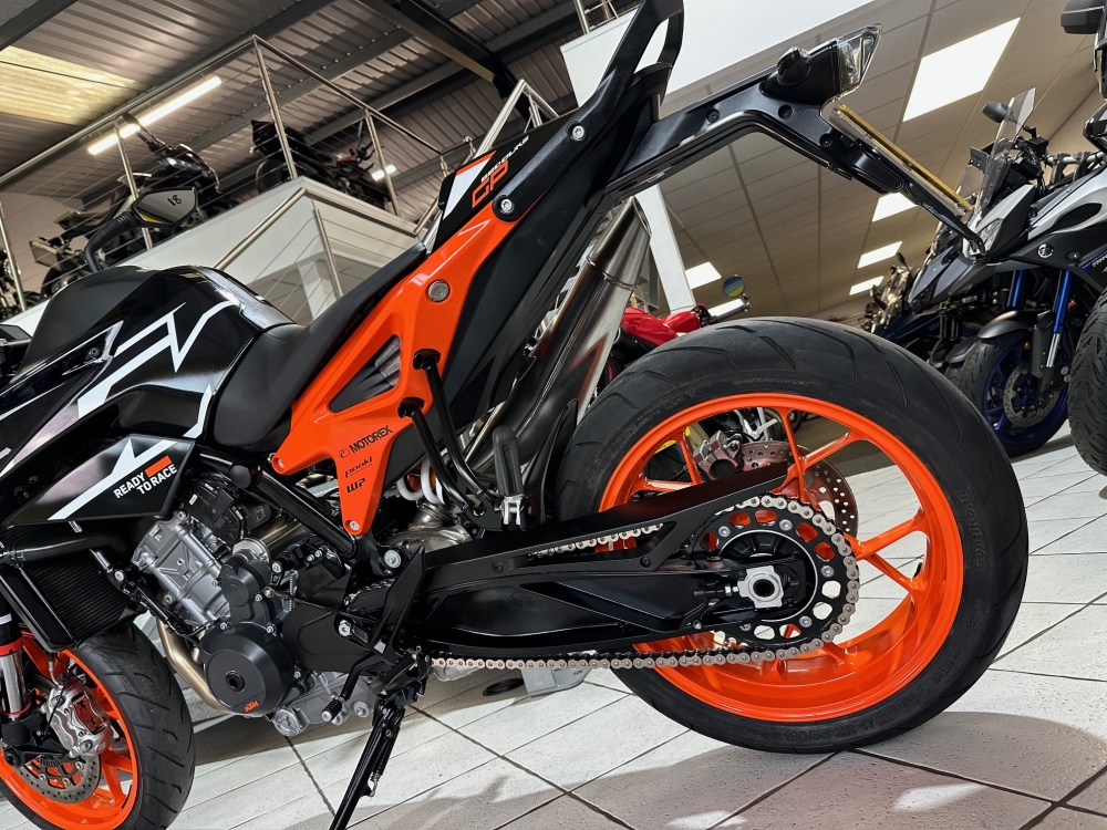 KTM 890 Duke GP