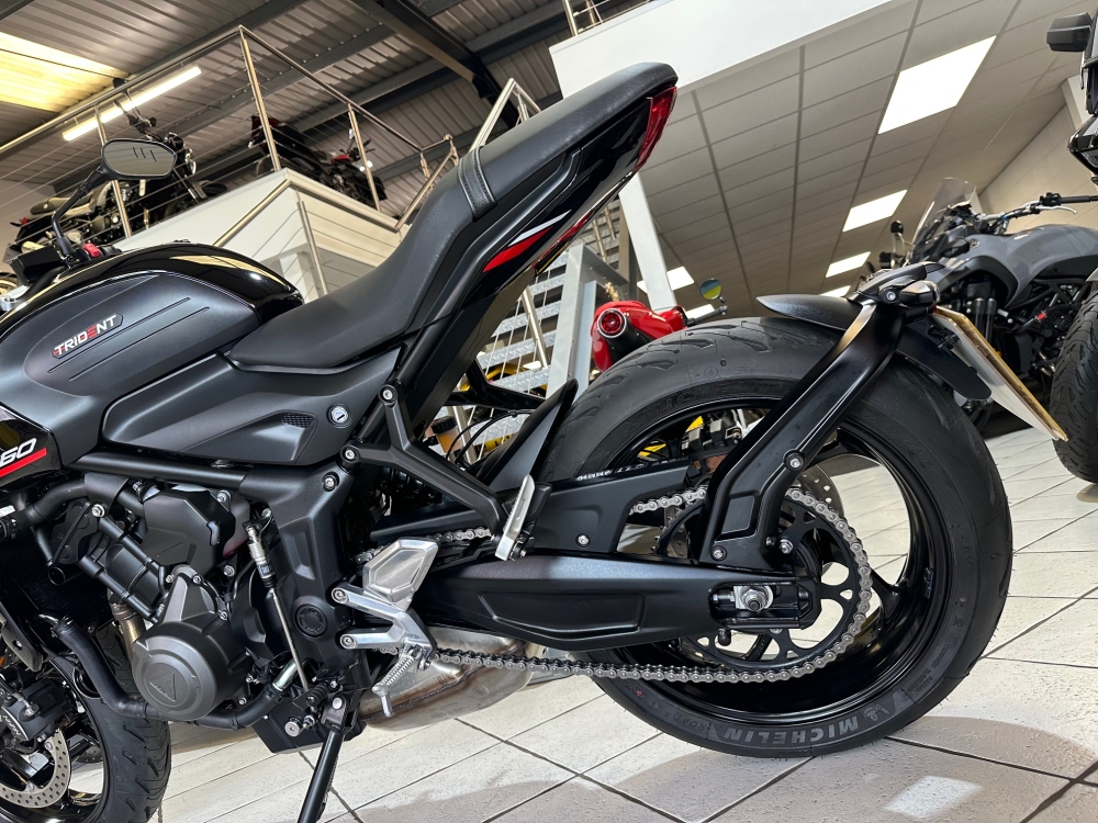 Triumph Trident 660