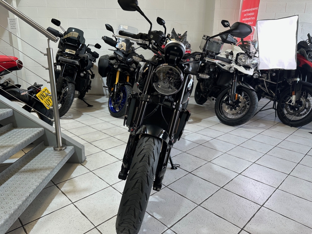 Triumph Trident 660