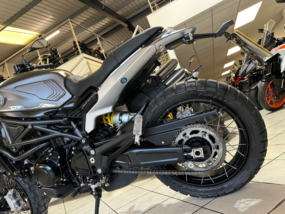 Benelli Leoncino 800 Trail