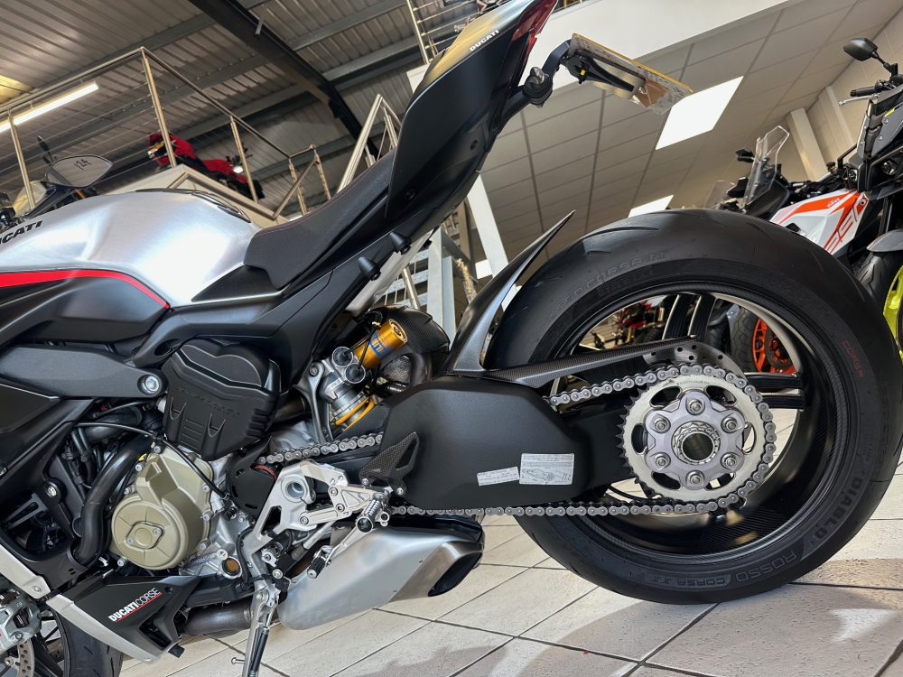 Ducati Streetfighter V4 SP
