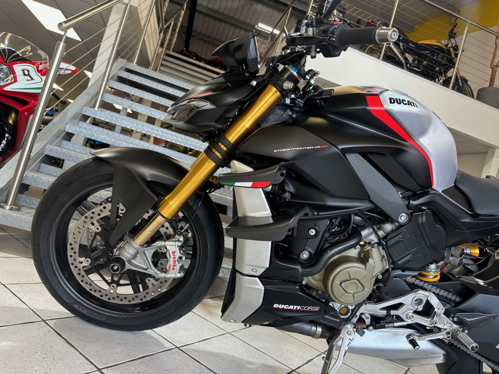 Ducati Streetfighter V4 SP